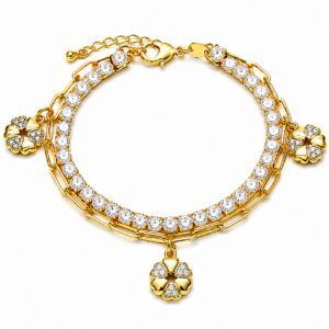 bracelet with sparkling charms